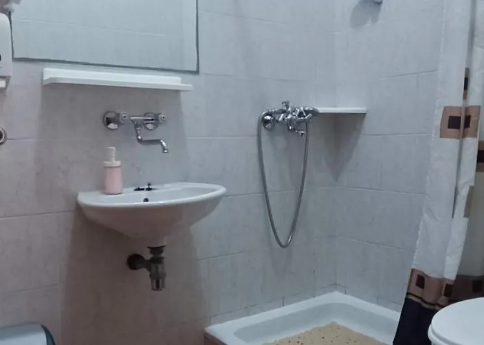 아파트 Branka- 4 In House- 1 Has Jacuzzi 비르