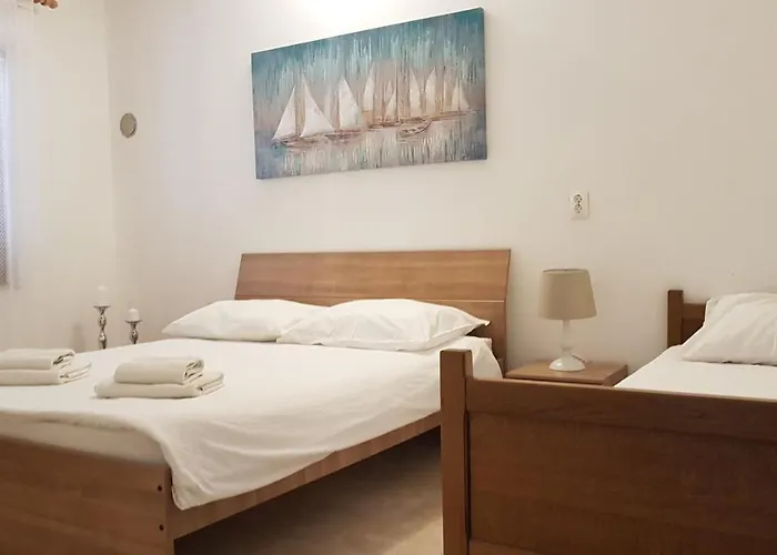 아파트 Branka- 4 In House- 1 Has Jacuzzi *