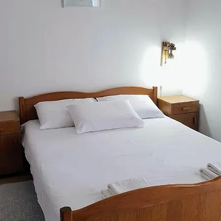 Apartamento Branka- 4 In House- 1 Has Jacuzzi