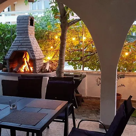 Apartman Branka- 4 In House- 1 Has Jacuzzi