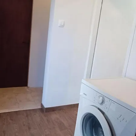 Branka- 4 In House- 1 Has Jacuzzi Apartment *