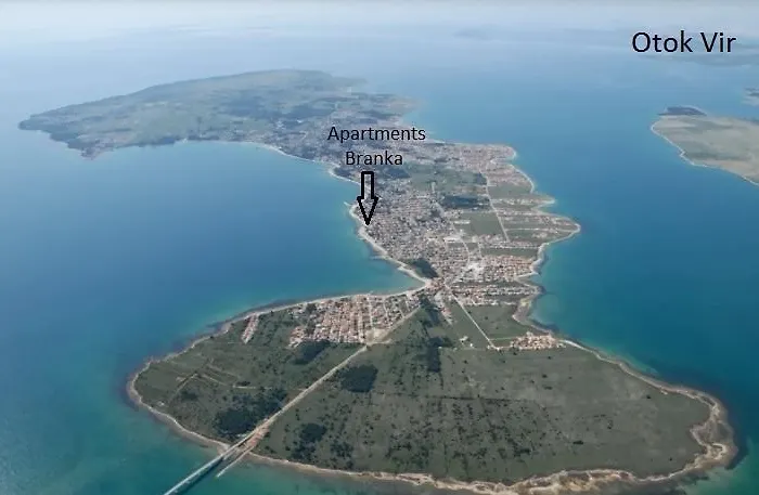 Branka- 4 In House- 1 Has Jacuzzi *